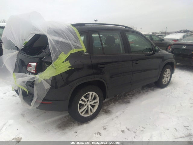 2015 Volkswagen Tiguan, VIN: WVGBV7AX3FW510066