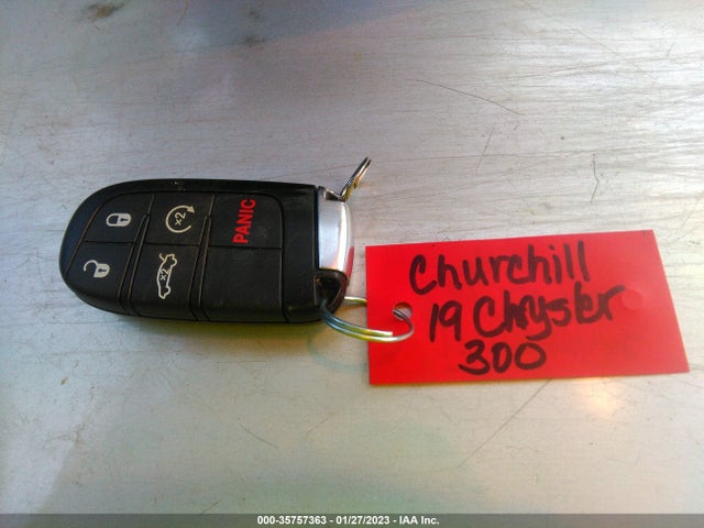Chrysler 300 300s 2019 2C3CCAGG3KH586113 Image 3