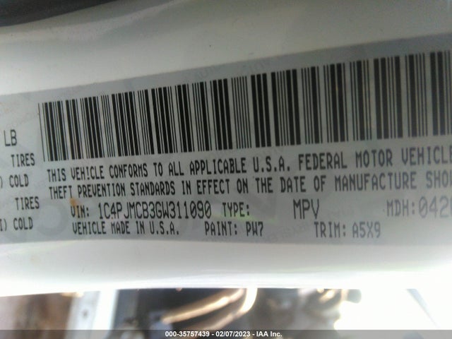 1C4PJMCB3GW311090 Jeep Cherokee Latitude
