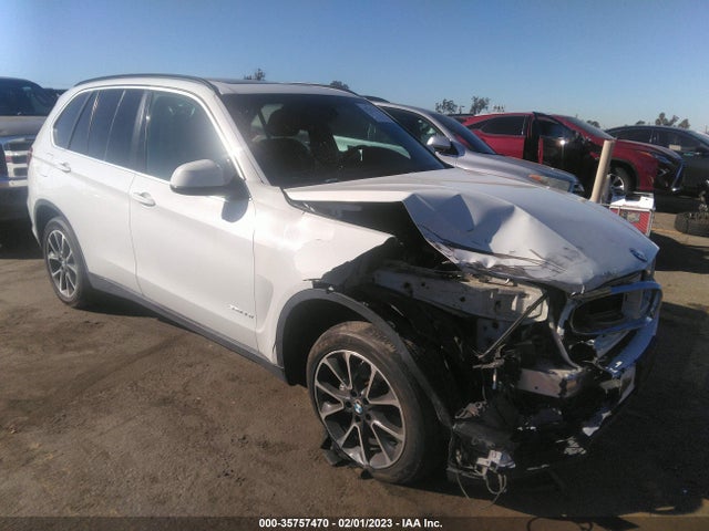 2016 5UXKR0C52GLU87506 main image