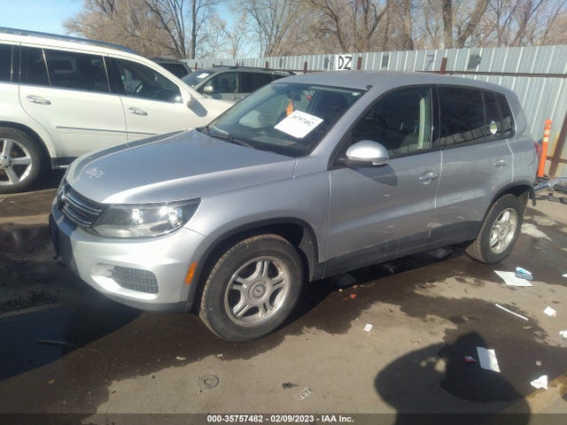 WVGBV3AX9EW508765 Volkswagen TIGUAN S