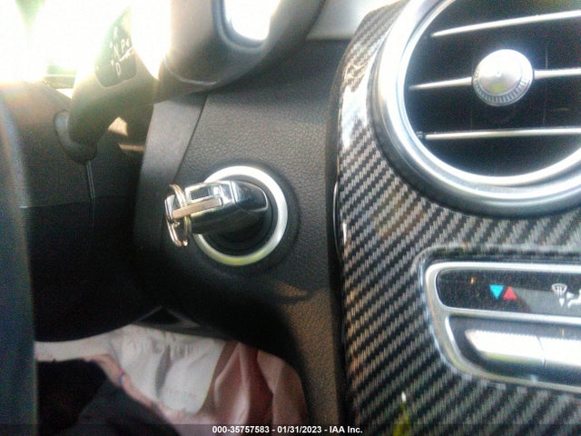 2015 Mercedes-Benz C-Class, VIN: 55SWF4KB1FU060442