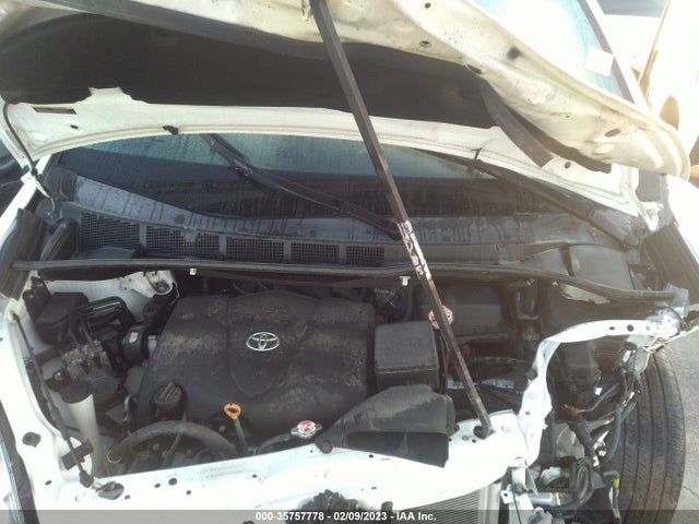 Toyota SIENNA LE 2017 5TDKZ3DC6HS847652 Image 10