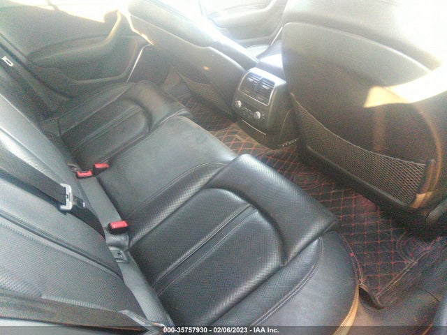 WAUJ2AFC8DN044307 Audi S6 Prestige