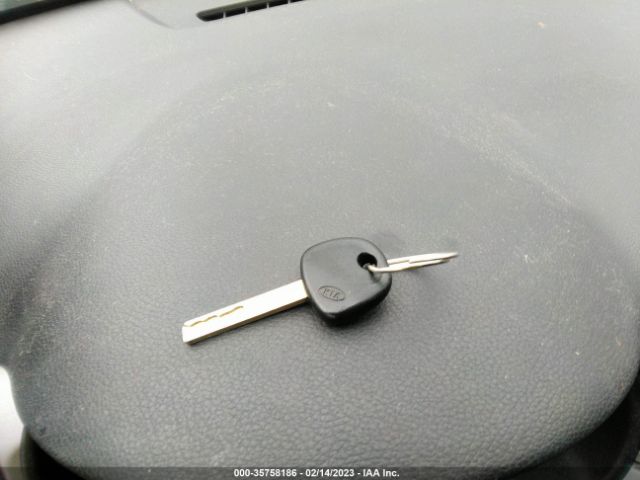 3KPA24AD4LE298149 KIA RIO LX