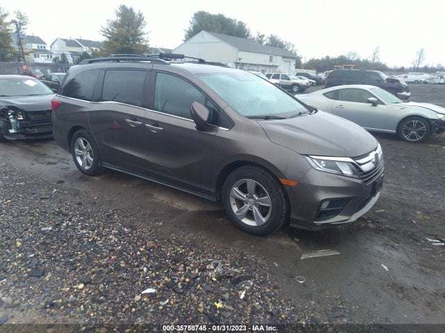 2018 Honda Odyssey, VIN: 5FNRL6H78JB069945