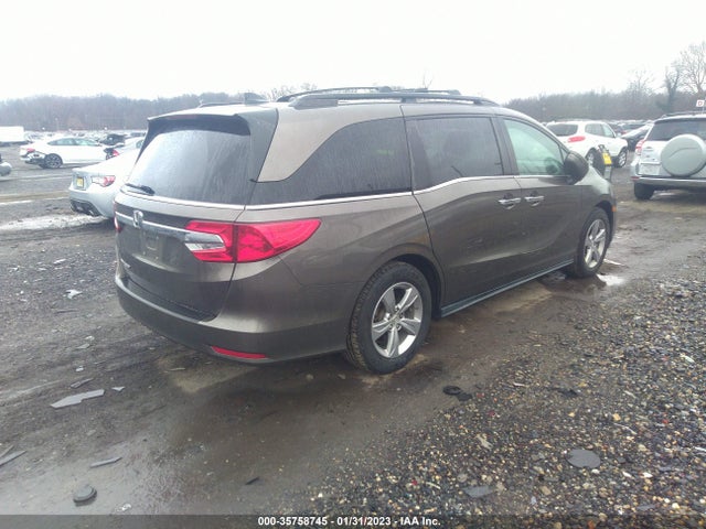 2018 Honda Odyssey, VIN: 5FNRL6H78JB069945