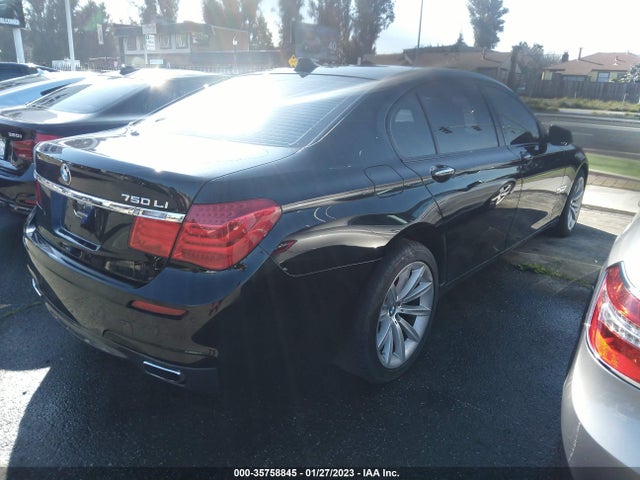 BMW 7 Series 2011 WBAKB8C57BCY64955 Image 5