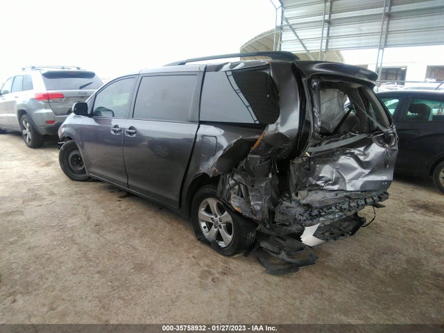 Toyota SIENNA LE 2014 5TDKK3DC7ES405687 Image 4