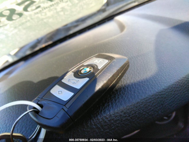 BMW 5 Series 528i 2011 WBAFR1C57BC736526 Image 3