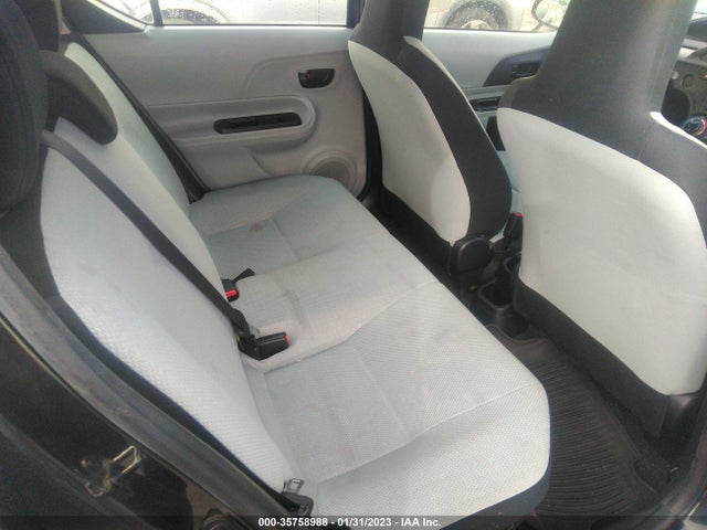 Toyota Prius C One/three/two/four 2014 JTDKDTB38E1079814 Image 8