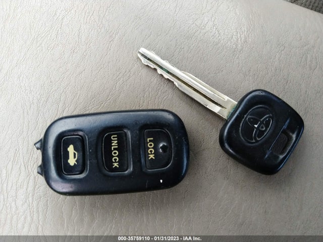 2002 TOYOTA CAMRY LE/SE/XLE VIN: 4T1BE32K52U547864