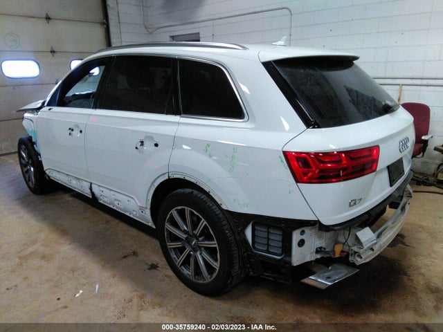 WA1LHAF71KD043641 Audi Q7 Premium Plus
