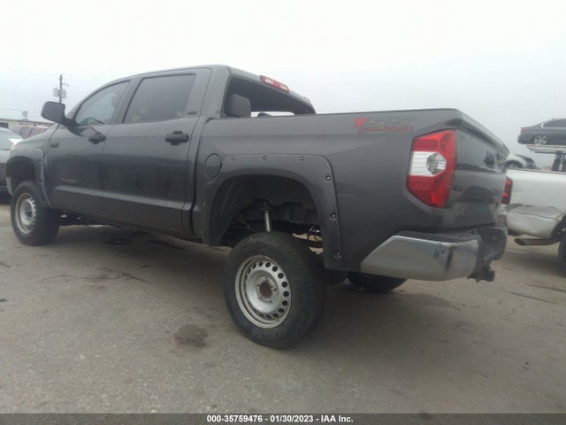 2017 Toyota Tundra, VIN: 5TFDW5F13HX589741
