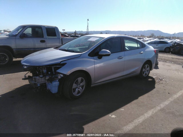 2018 Chevrolet Cruze, VIN: 1G1BC5SM3J7131311