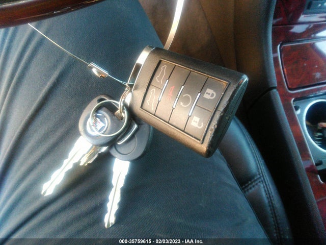 2013 CADILLAC ESCALADE ESV PREMIUM VIN: 1GYS4JEFXDR277945