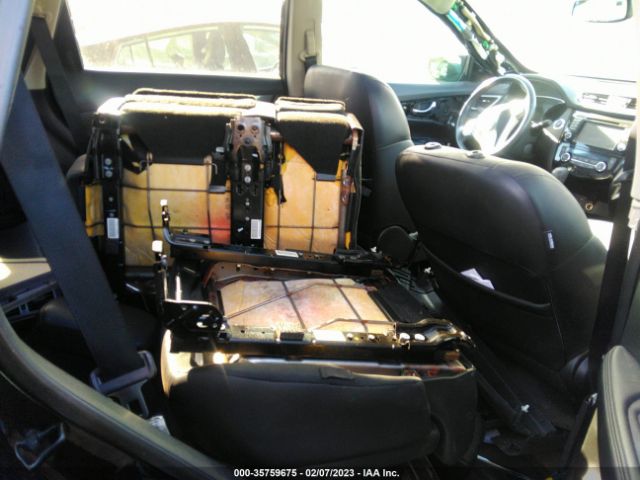 5N1AT2MV5FC810921 Nissan Rogue Sl