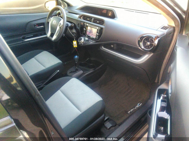 Toyota PRIUS C 2016 JTDKDTB35G1119723 Image 18