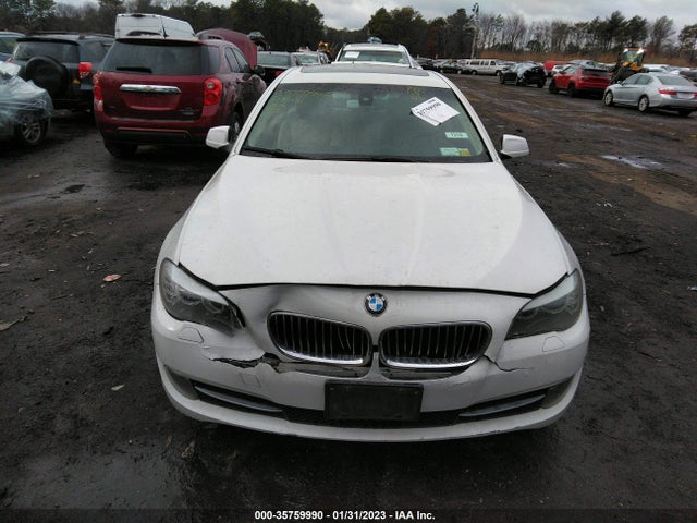 2011 BMW 5 SERIES 528I VIN: WBAFR1C59BC751206
