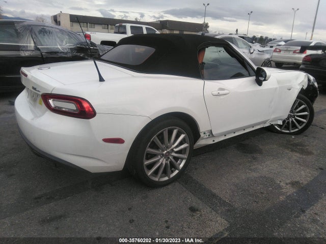 2017 Fiat 124 Spider, VIN: JC1NFAEK4H0107677