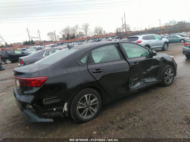 3KPF24AD5PE504865 KIA Forte Lxs