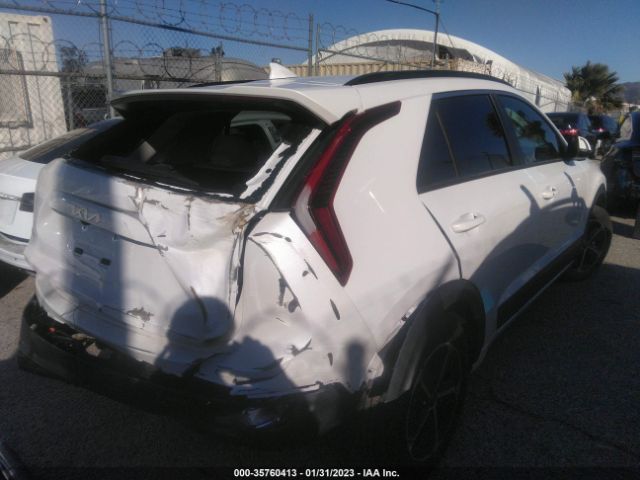 KNDCR3LE6P5057229 KIA NIRO EX