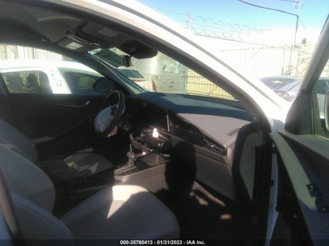 KNDCR3LE6P5057229 KIA NIRO EX