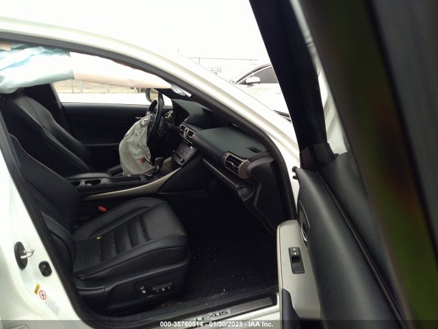 JTHBA1D27G5021740 Lexus IS 200T