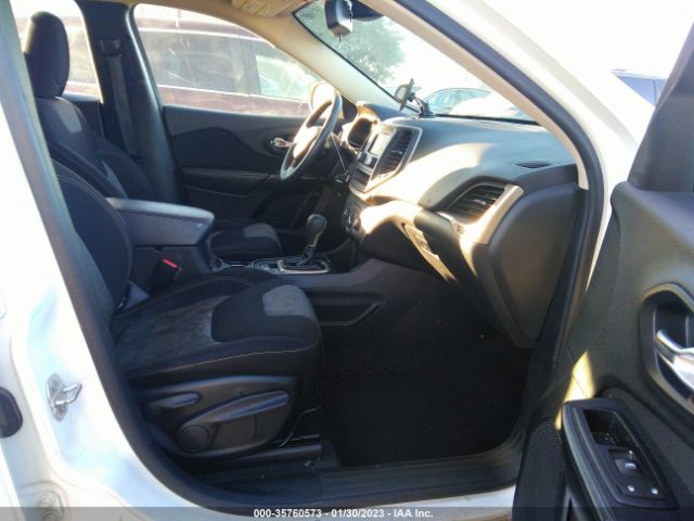 1C4PJLAB7GW265566 Jeep Cherokee Sport