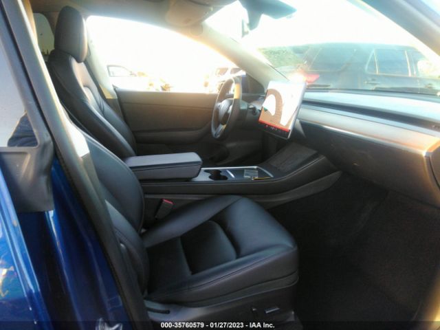 7SAYGDEF1NF340983 Tesla Model Y