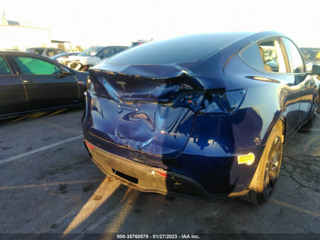 7SAYGDEF1NF340983 Tesla Model Y
