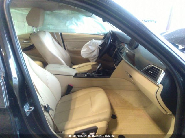 WBA8E1G5XGNT34235 BMW 3 Series 320i