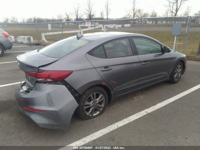 2018 HYUNDAI ELANTRA SEL VIN: 5NPD84LF6JH389118