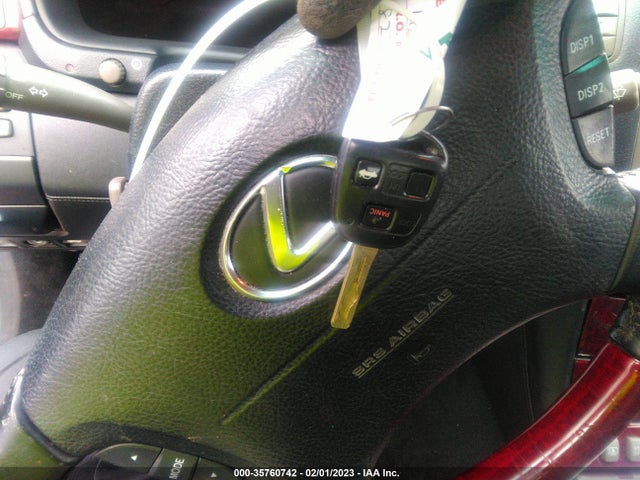 2002 LEXUS LS 430 VIN: JTHBN30F820071500