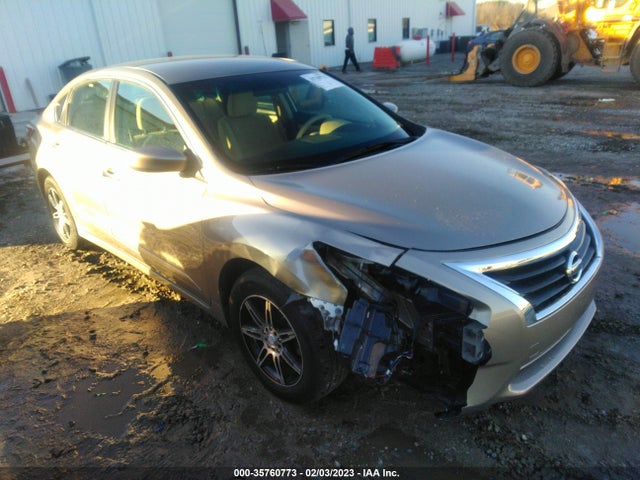 Nissan Altima 2.5 S 2015 1N4AL3AP0FN915747 Image 1