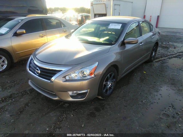 Nissan Altima 2.5 S 2015 1N4AL3AP0FN915747 Image 2