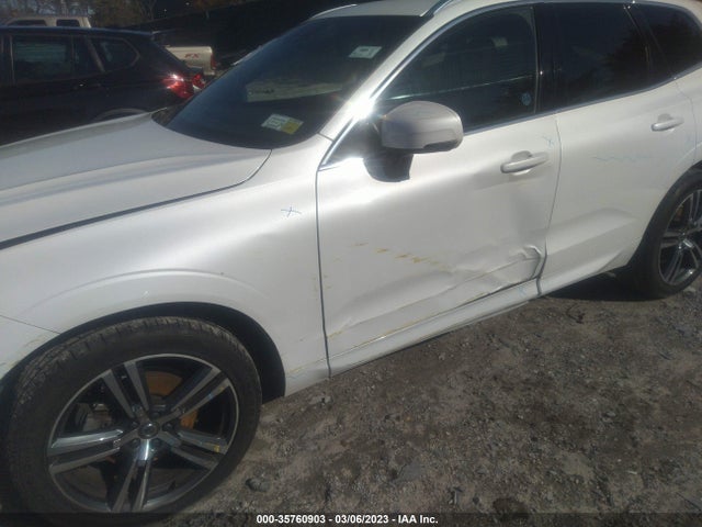 2019 Volvo XC60, VIN: LYV102DK2KB196038