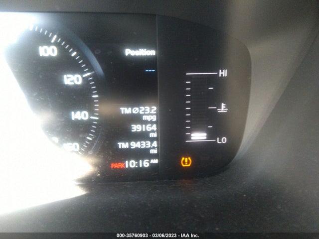 2019 Volvo XC60, VIN: LYV102DK2KB196038