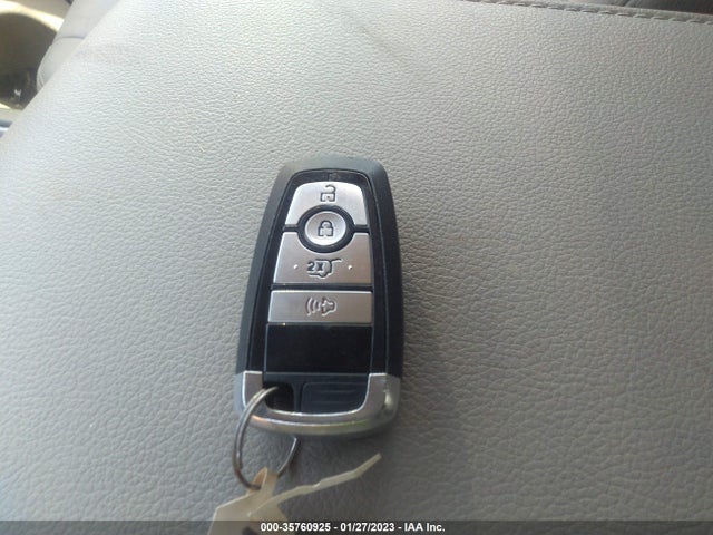 2020 Ford Expedition, VIN: 1FMJU1HT7LEA25705