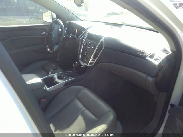3GYFNAEY9AS638381 Cadillac Srx Luxury Collection