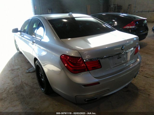 WBAKC6C57AC393860 BMW 7 Series