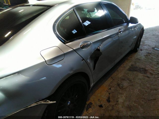 WBAKC6C57AC393860 BMW 7 Series