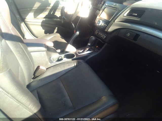 2017 Acura ILX, VIN: 19UDE2F74HA009309