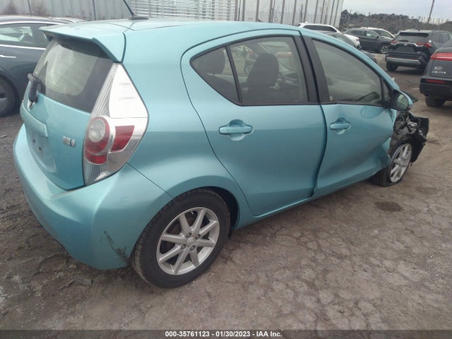 Toyota Prius C One/three/two/four 2014 JTDKDTB33E1065531 Image 4