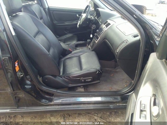 2003 NISSAN MAXIMA SE VIN: JN1DA31A03T424775