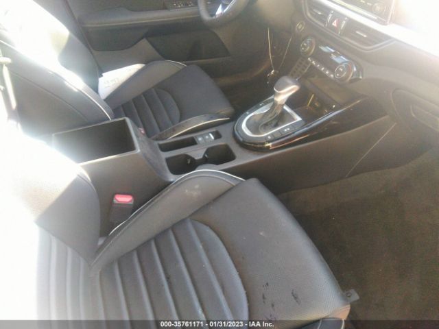 3KPF54AD6NE476790 KIA Forte Gt-line