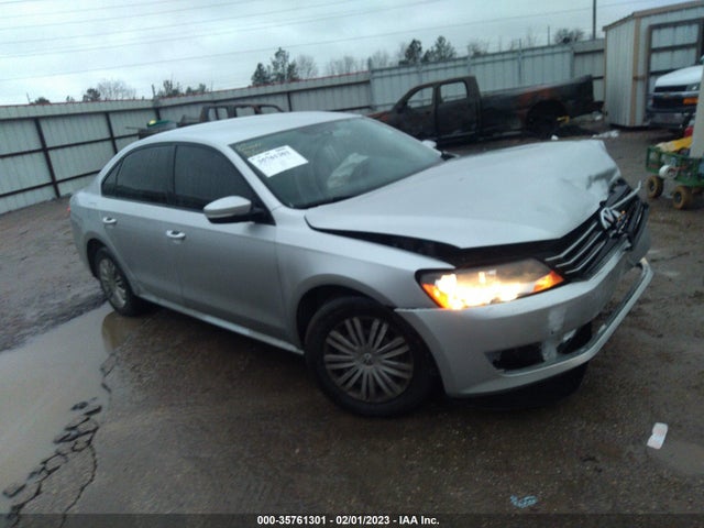 2015 1VWAT7A31FC099039 main image