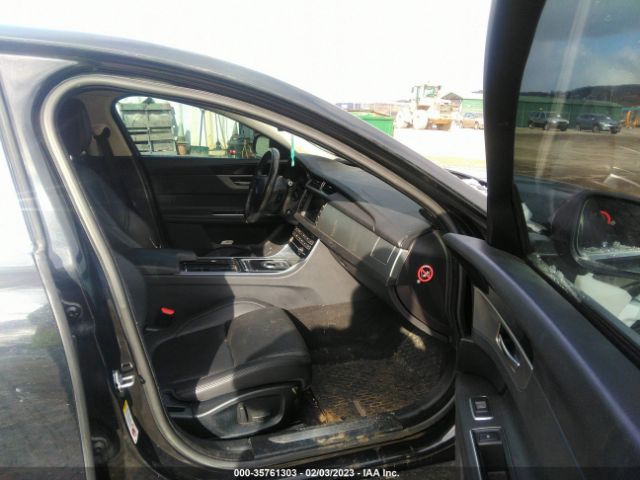SAJBJ4BV2GCY16451 Jaguar Xf 35t Premium