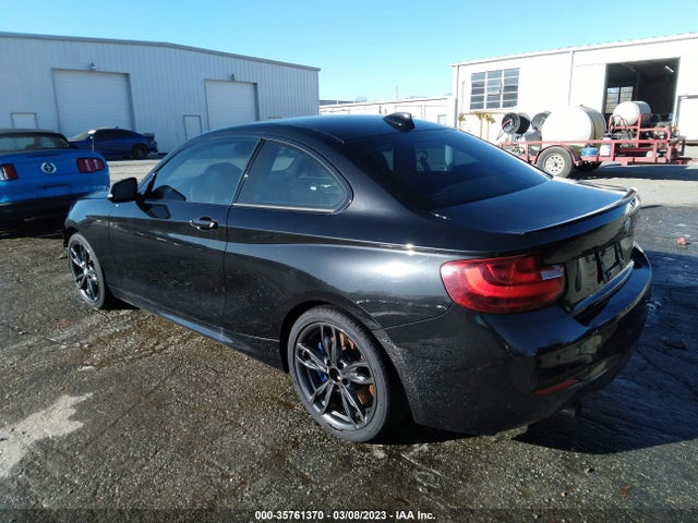 BMW 2 Series M235i 2016 WBA1J7C58GV360645 Image 3