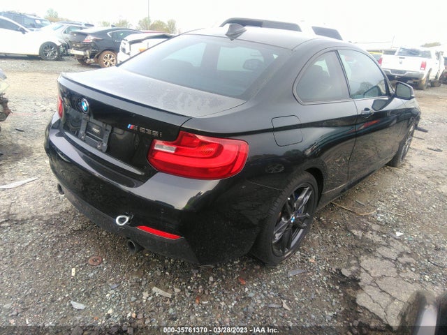 BMW 2 Series M235i 2016 WBA1J7C58GV360645 Image 4
